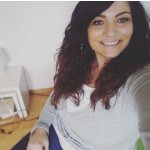 Vittoria Sucht Freundschaften in Tamm