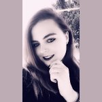 Andrea Sucht Freundschaften in Dettenheim