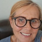 Adina Sucht Freundschaften in Baden-Baden