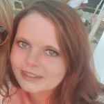 Sandra Sucht Freundschaften in Hilden