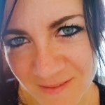 Nadine Sucht Freundschaften in Eningen unter Achalm