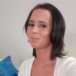Julia Sucht Freundschaften in Adendorf